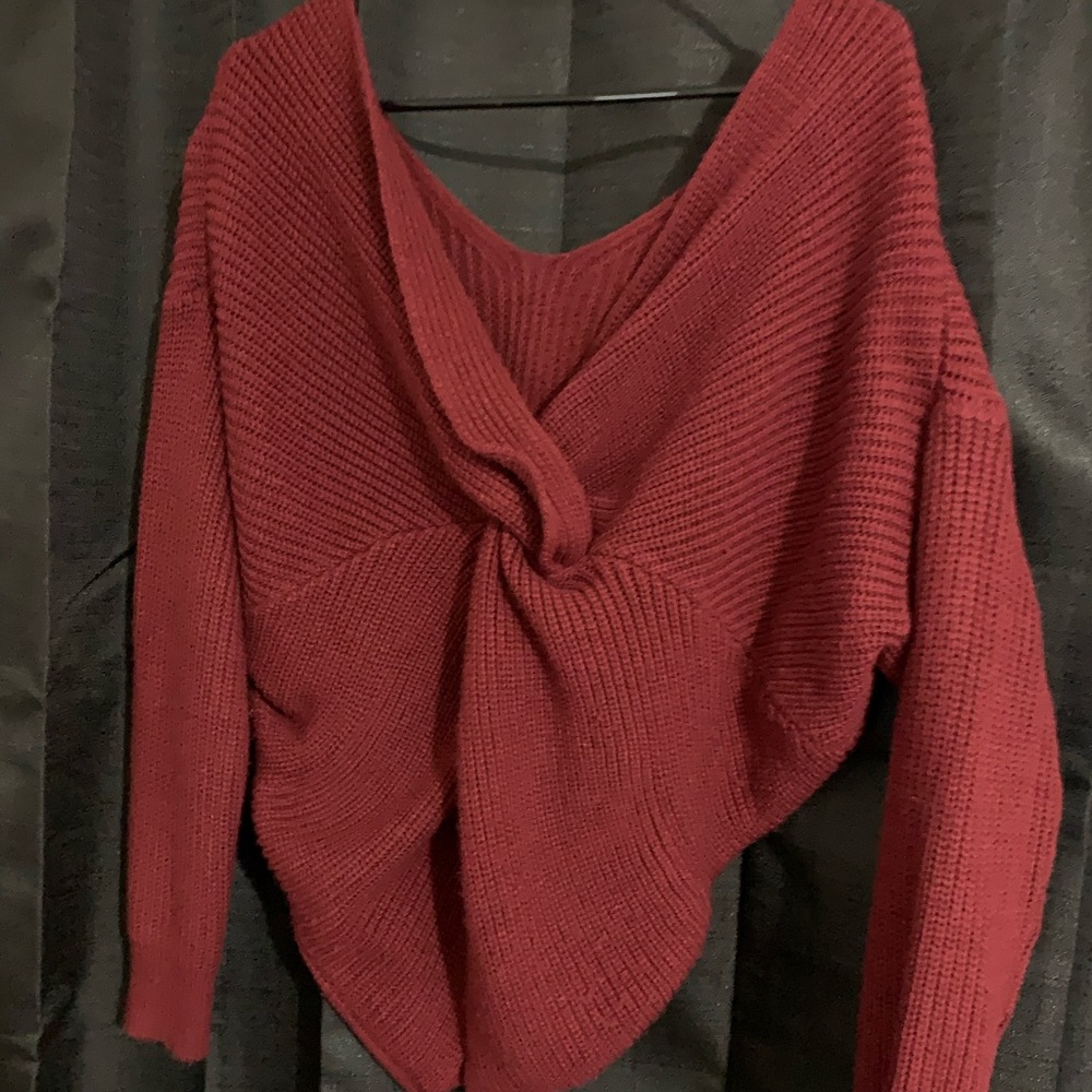 Burgundy knotted Sweater
